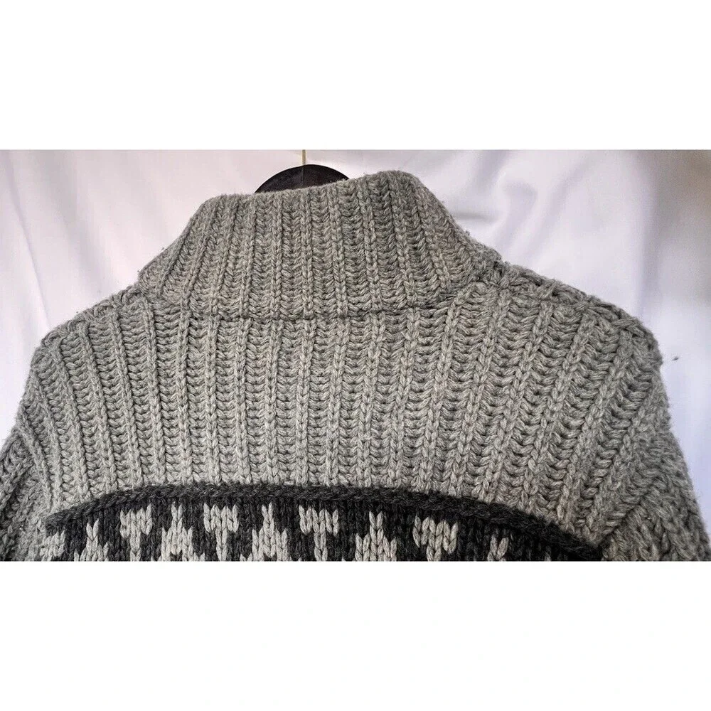 Hollister West Coast Hand Knit Sweater Aztec Cardigan Chunky Thick Western